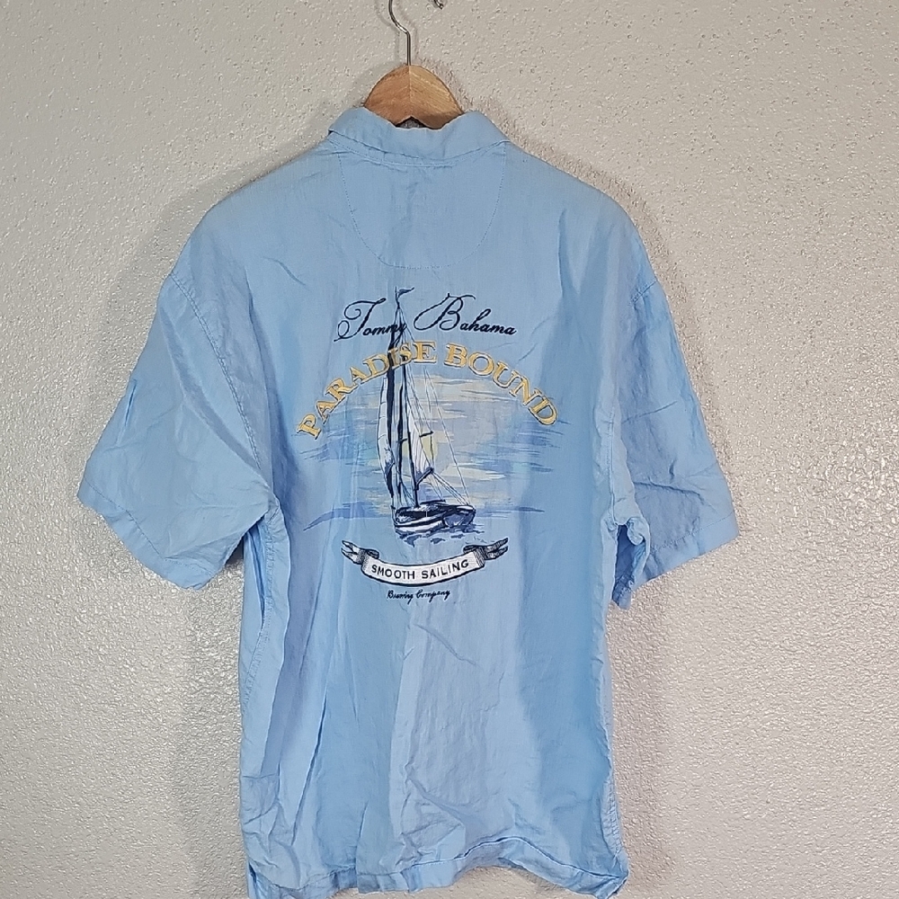 Tommy Bahama 100% Linen Hawaiian Short Sleeve Shirt.